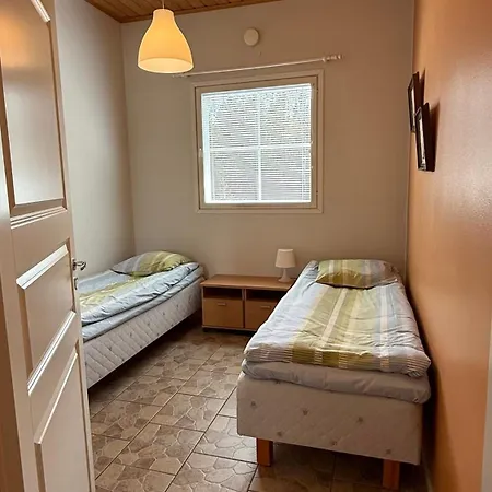 Yllaeksen Evaeskorin Huoneistot * Akaslompolo