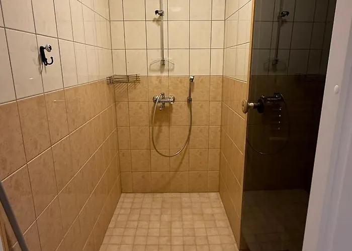 公寓 Yllaeksen Evaeskorin Huoneistot